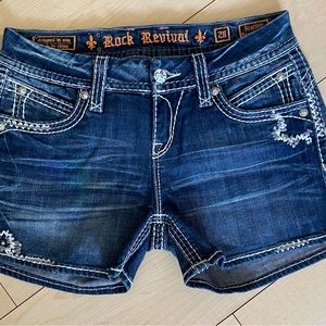 Women’s Like New Rock Revival Jean Shorts size 28